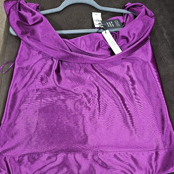 Thick Satin bodysuit - Picture 5 of 7